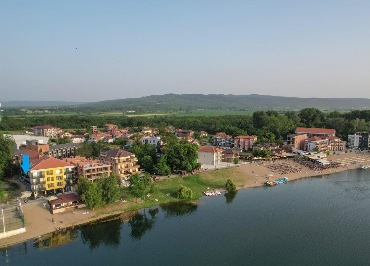 Code Srebrno Jezero Lejlighed Veliko Gradište Eksteriør billede